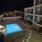 T1 Areia Branca * لورينها