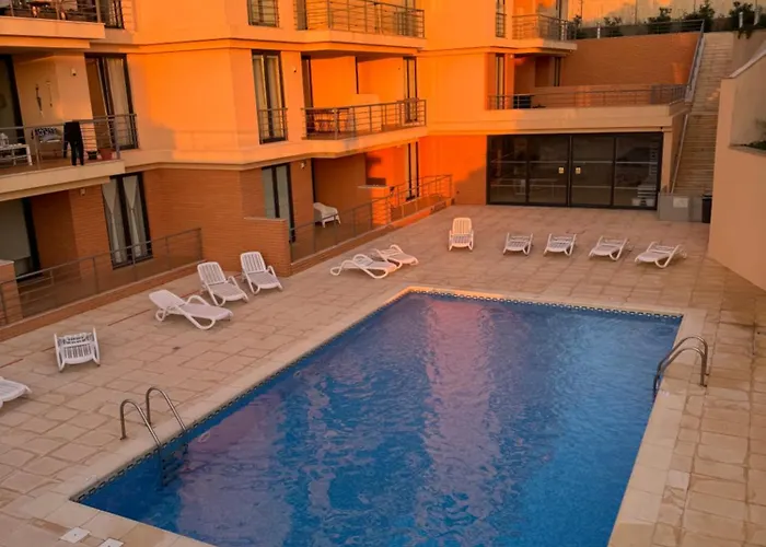 T1 Areia Branca * לוריניה